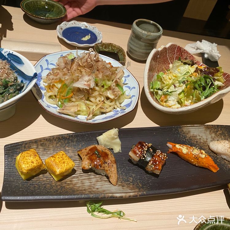 喜欢金枪鱼大腹中腹的不要错过～～