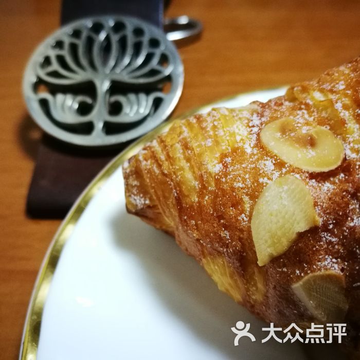 荷家天使酥菠萝面包图片-北京面包甜点-大众点评网