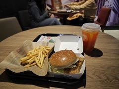 劲脆鸡腿堡土豆泥餐-肯德基(前门店)