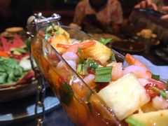 菠萝虾仁-昆虫窝子·特色云南菜(拓东路总店)