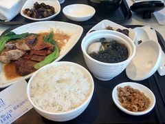 超值烧味双拼饭-百事佳烧鸭牛腩(上海虹桥站店)