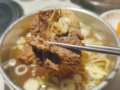 牛排骨浓汤-本家韩国烤肉(青岛万象城店)