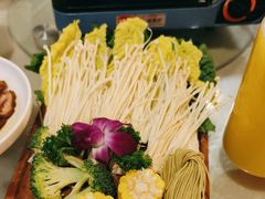 -老鼎万春卤菜(五代传承创始老店)
