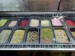 -莓园冰淇淋店
