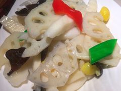 -韵秋荷(宝山龙湖天街店)