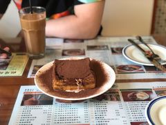 小龙凤漏奶华-小龍鳳餐室(番禺路店)