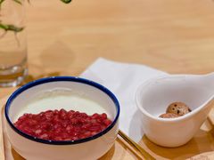 红豆双皮奶-炖物24章·顺时轻养茶(黄龙店)