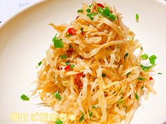 香葱拌笋衣-小大董·烤鸭(观景餐厅·南京西路店)