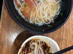 -乡村鸡杂米线(汉渝路店)