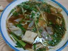 -清真·白家牛肉罩火烧老店(育才街店)