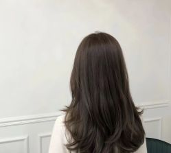 -苏豪美发S A L O N烫发染发