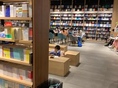 -覔书店(壹方城店)