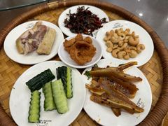-桥香园云南过桥米线(金马碧鸡店)
