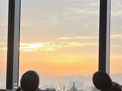 -瑞吉酒店·The Drawing Room闲逸廊·云端下午茶·夜奢Whiskey