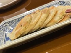 葱油饼-广州中心皇冠假日酒店·百粤楼