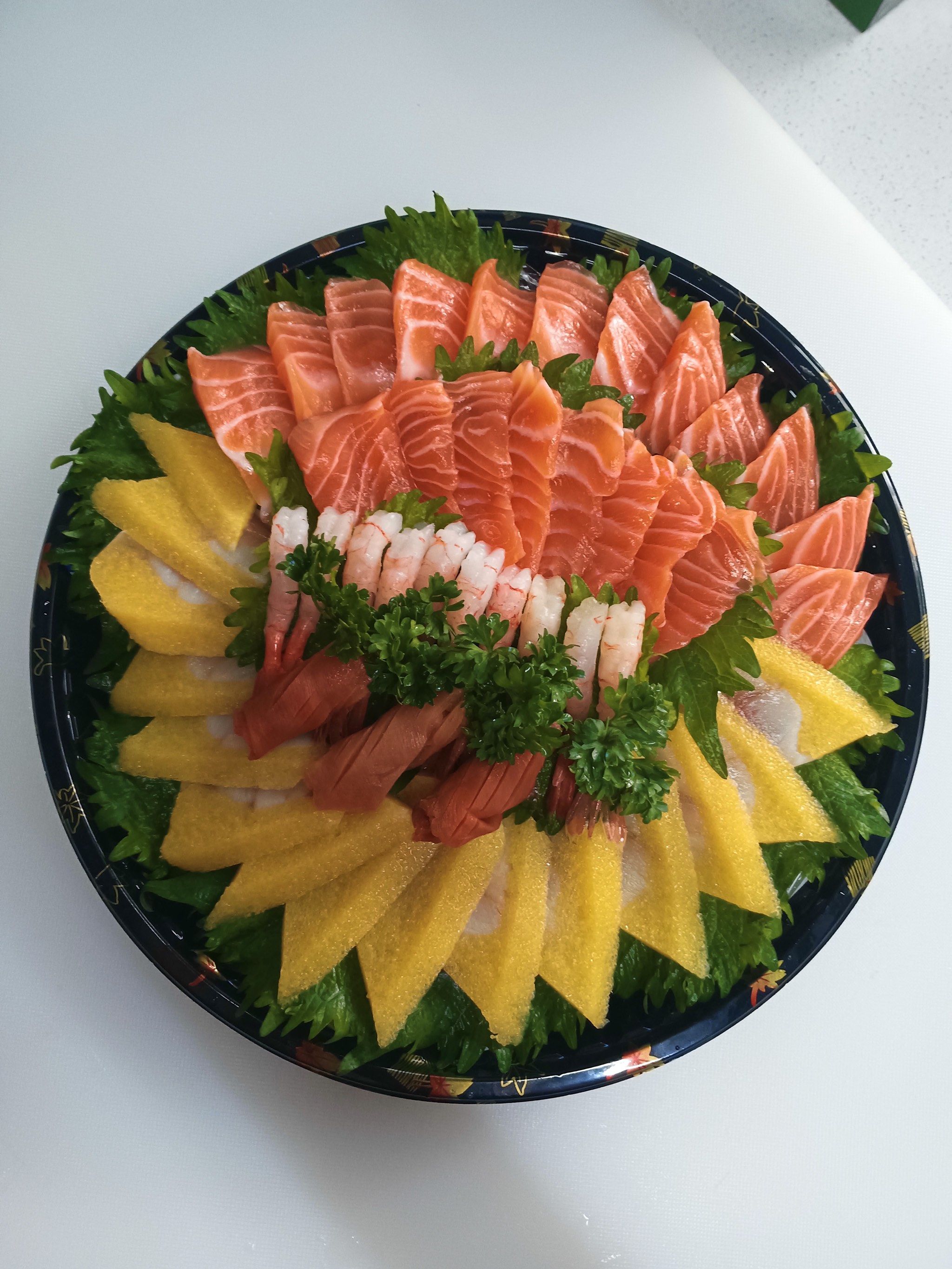 三文鱼拼盘来袭