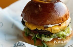 Classic Cheese Wagyu Burger