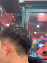 -东方先生国潮男士理发馆