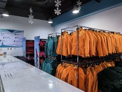 -乔波室内滑雪场