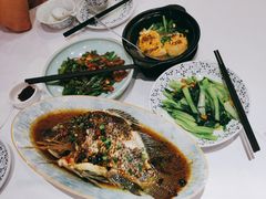 -围龙屋客家食府(福田店)