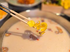 -尚尚仙·酸汤猪手·猪肚鸡火锅(华联万柳购物中心店)
