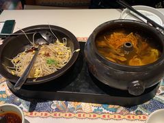 -云海肴·汽锅鸡·云南菜(天山百盛优客店)