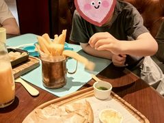 -恰餐厅及酒吧 CHAR Bar & Grill (北京丽都皇冠假日店)