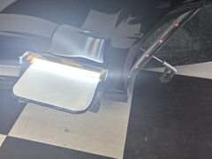 -鲨鱼皮汽车凹陷玻璃修复(静安店)