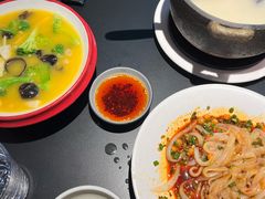 -麻六记(凤凰汇店)