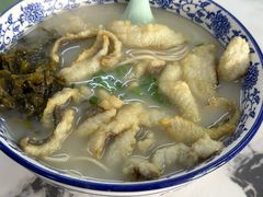 -明呈黄鱼面馆(斜土路店)