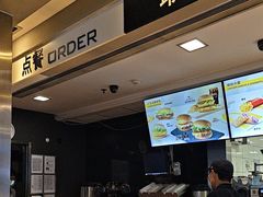 -麦当劳(佛山流行前线店)
