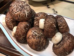 -有红鸡毛店·川菜(建设路店)