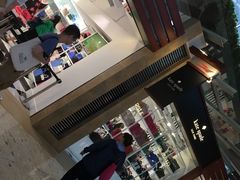 门面-东荟城名店仓