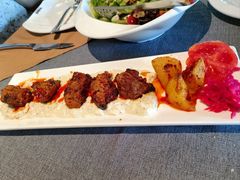 -Efes Turkish & Mediterranean Cuisine 艾菲斯餐厅(陆家嘴店)