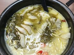-灵芝妹子海鲜米线(香炉礁山姆店)