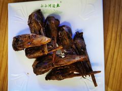 -小小河边鱼(天润城店)