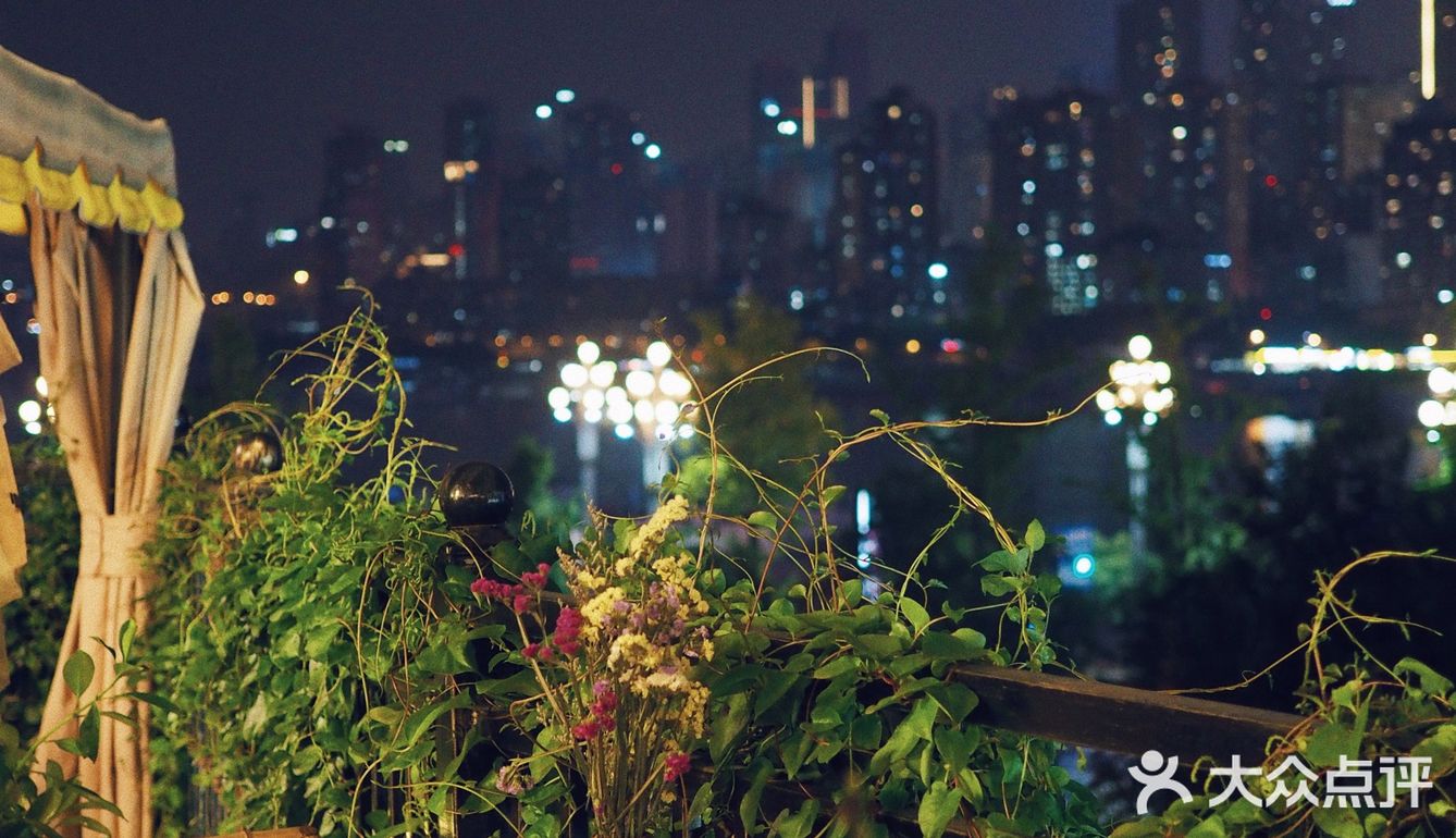 我去｜错位时空里的晚风吹拂