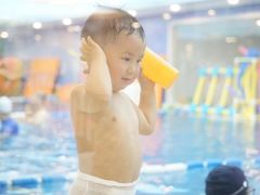 -戊辰亲子游泳俱乐部