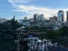 -包整·丝娃娃(一览甲秀楼风景店)