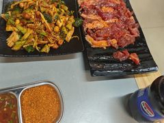 -牛牛牛酸菜煎肉店(望云寺路店)