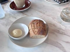 -ROAST coffee & eatery