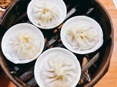 -莱莱小笼·乔艾