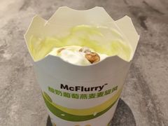 酸奶葡萄燕麦麦旋风-麦当劳(花桥得来速店)