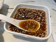 -凤凰路何眼镜香辣蟹(花果园店)