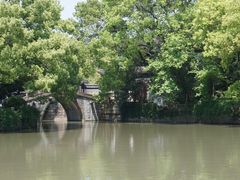 -汇龙潭