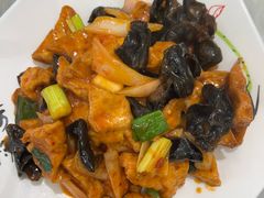 -何适山庄 ·可团建(水长城P2停车场店)