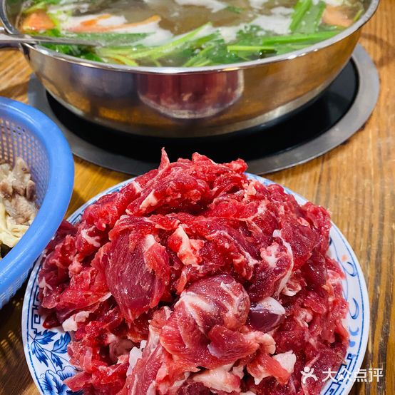 贵州树林牛肉馆(三墩路店)