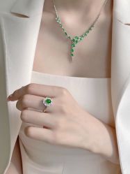 -北京七彩云南翡翠珠宝旗舰店(月坛店)