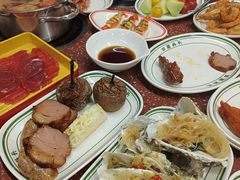 -四囍码头海鲜烧烤自助火锅(外滩南京东路悦荟广场店)