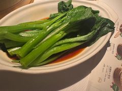 蒜香油菜心-桂满陇·蟹黄小笼汤包(环球港店)